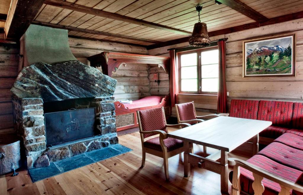 Elveseter Hotell Boverdalen Экстерьер фото